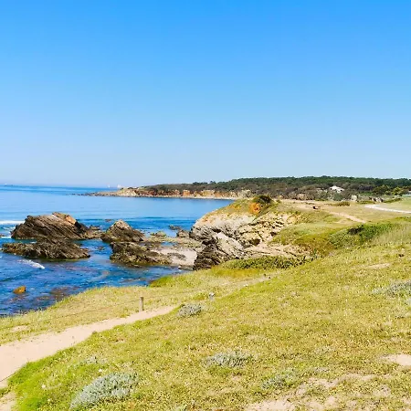 Desiree Arago 400m De La Apartamento